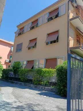 Il Glicine vicino al mare Albissola Marina